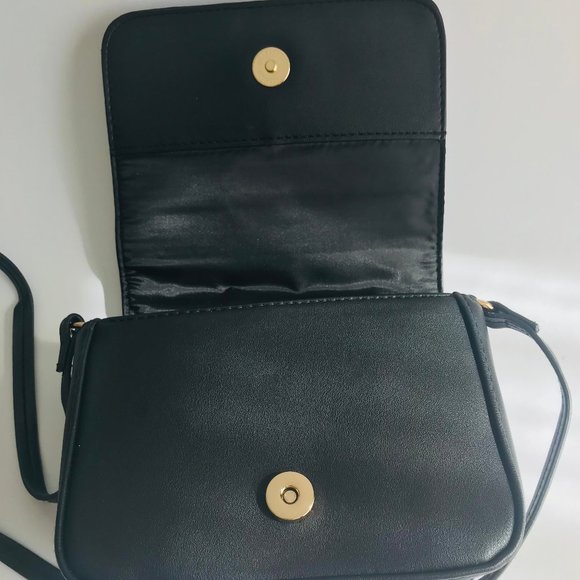 Small shoulder bag with tassel - Picture 4 of 6